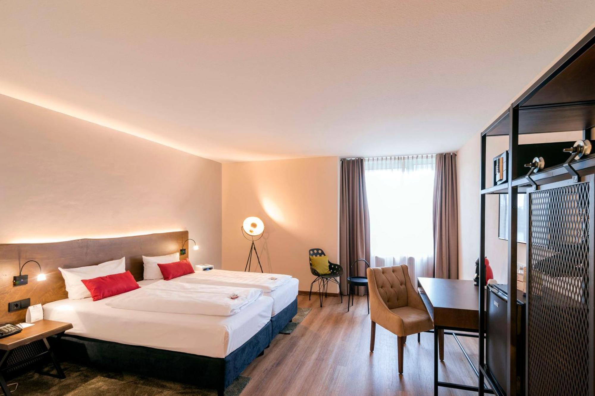 Best Western Plus Palatin Kongresshotel Wiesloch Exteriör bild